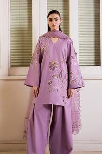 Mauve Elegance
