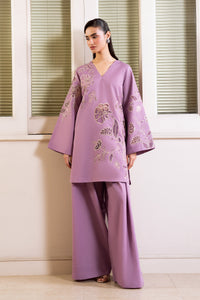 Mauve Elegance