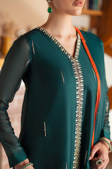 GREEN GLAMOUR